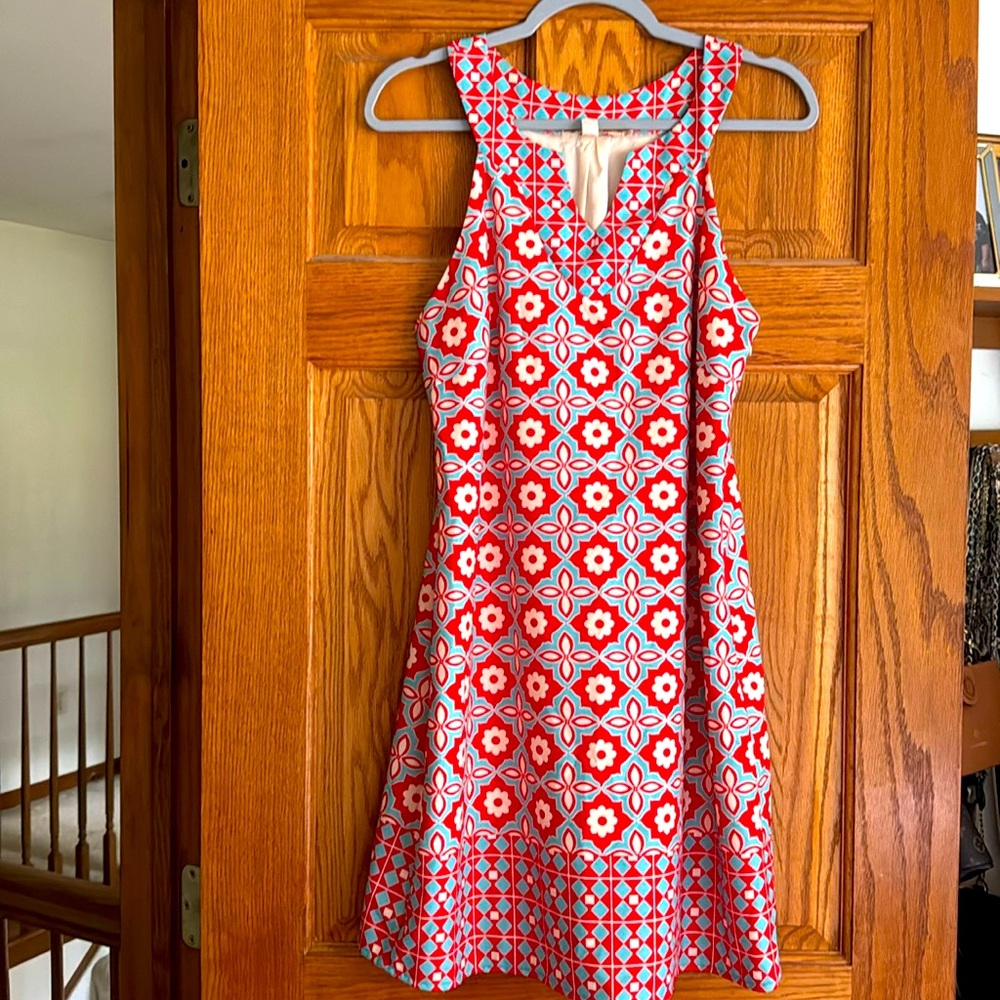 EUC Aryeh Size M sleeveless shift dress
